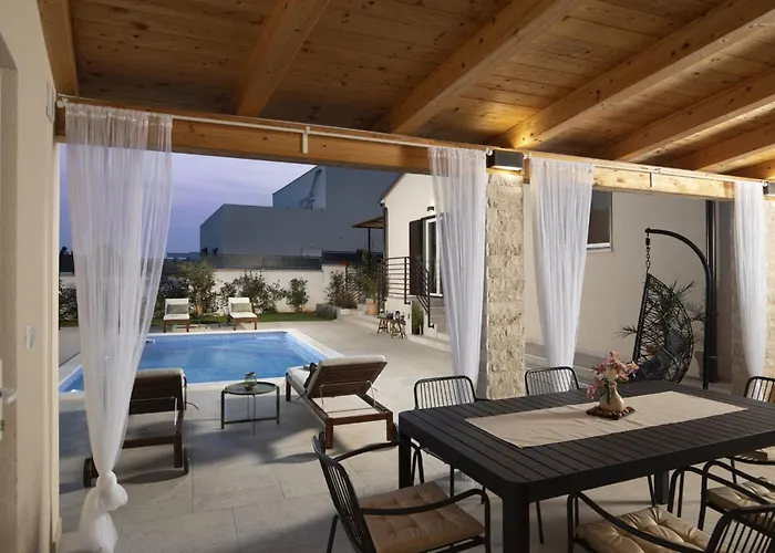 Dom wakacyjny Ridollin By Interhome Pula