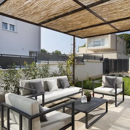 Ridollin By Interhome Pula
